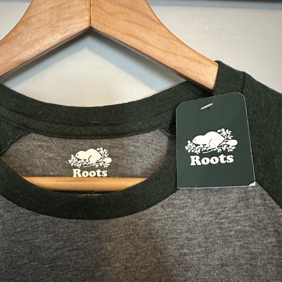 Roots Men's Long Sleeve Tee *BNWT* *MEDIUM* - Picture 2 of 4